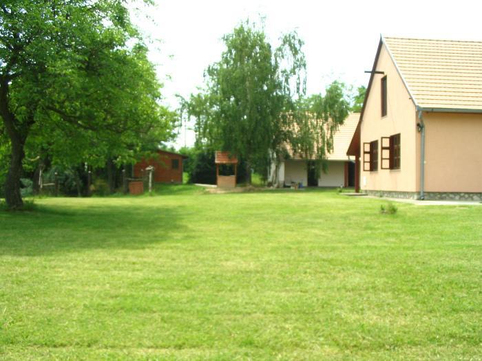 Vadaspuszta Vendeghaz Csatka Экстерьер фото